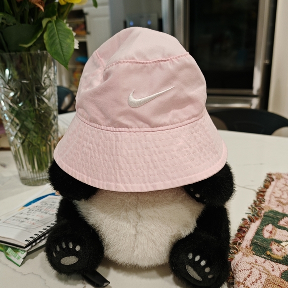 4/25 Nike UPF 40+Toddler Bucket Hat - Picture 7 of 10